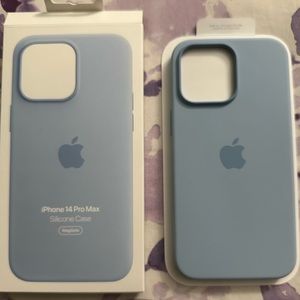 iPhone 14 Pro Max Silicone Case (Sky)
